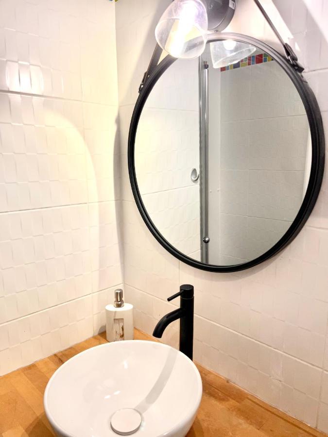 Le Grand Royal, 2 Chambres De Charme, Place Royale Nantes Esterno foto