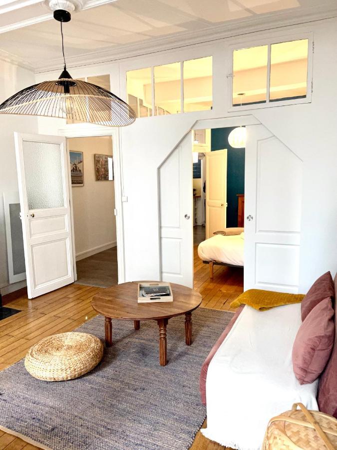 Le Grand Royal, 2 Chambres De Charme, Place Royale Nantes Esterno foto