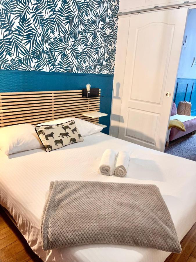 Le Grand Royal, 2 Chambres De Charme, Place Royale Nantes Esterno foto
